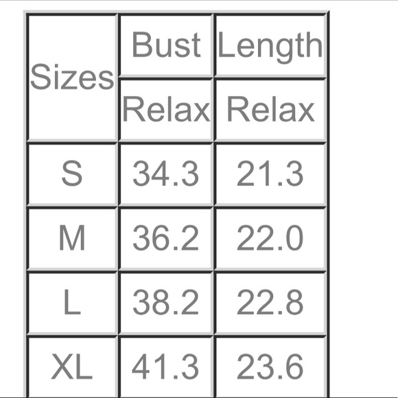 LAST 1! Silver Sequin Sleeveless Keyhole Top - Picture 5 of 6